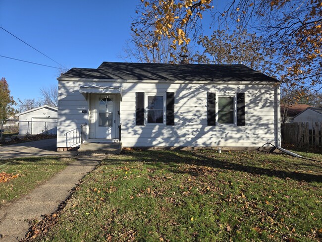 property at 1016 W 5th St S