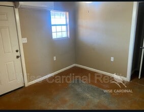 901 11th St in Seagraves, TX - Building Photo - Building Photo