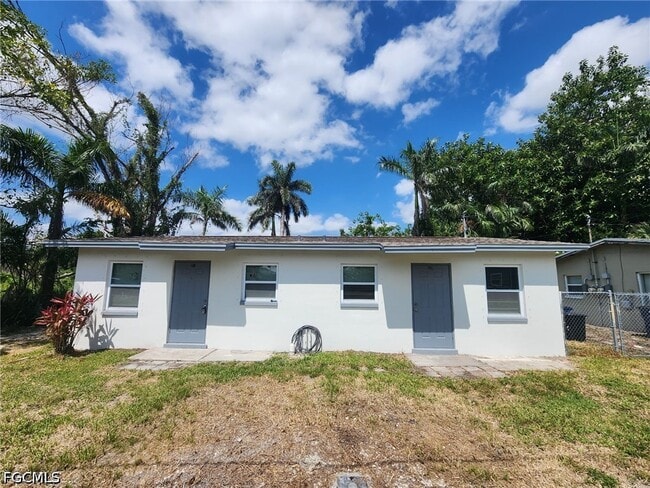 property at 1119 Sixth Way