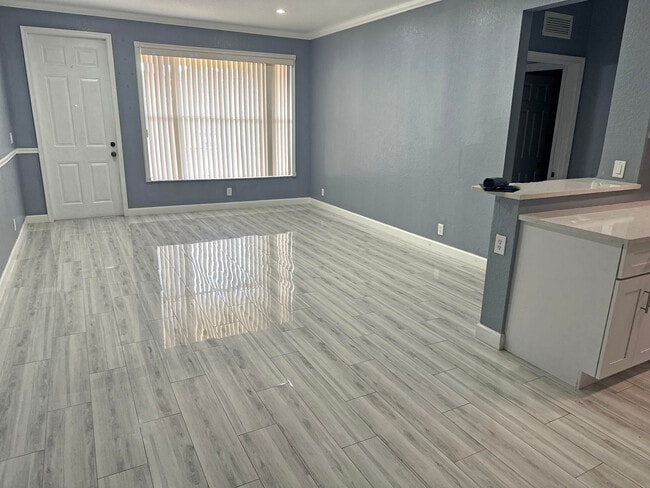 property at 3553 Forest Hill Blvd