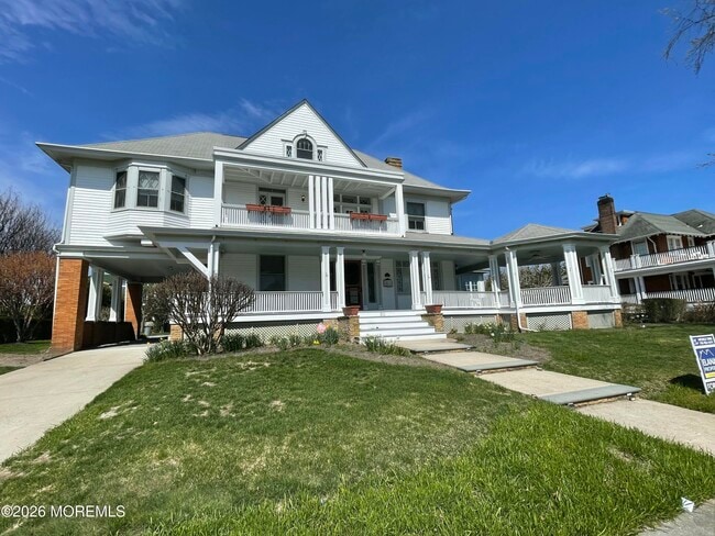 property at 211 Cedar Ave