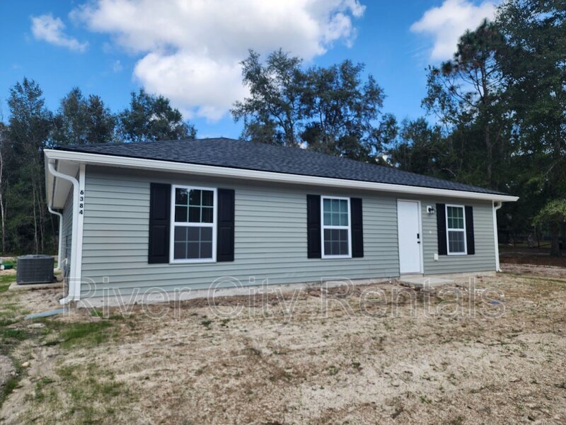 6384 Amherst Ave in Keystone Heights, FL - Building Photo