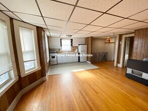 122 Buttonwood St, Unit 1 in Boston, MA - Building Photo - Building Photo