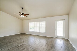 1336 Japan St in North Port, FL - Building Photo - Building Photo