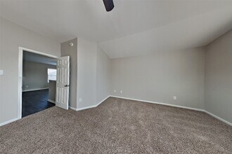 6110 Wilcox Point Dr in Spring, TX - Building Photo - Building Photo