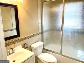 4241 Marjorie Rd SW in Snellville, GA - Building Photo - Building Photo