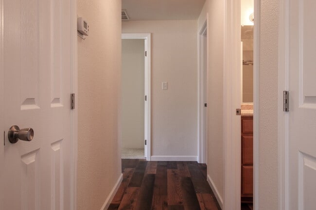 2670 Fijian Way in Medford, OR - Building Photo - Building Photo