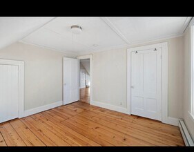 11 Evelyn St in Lynn, MA - Building Photo - Building Photo