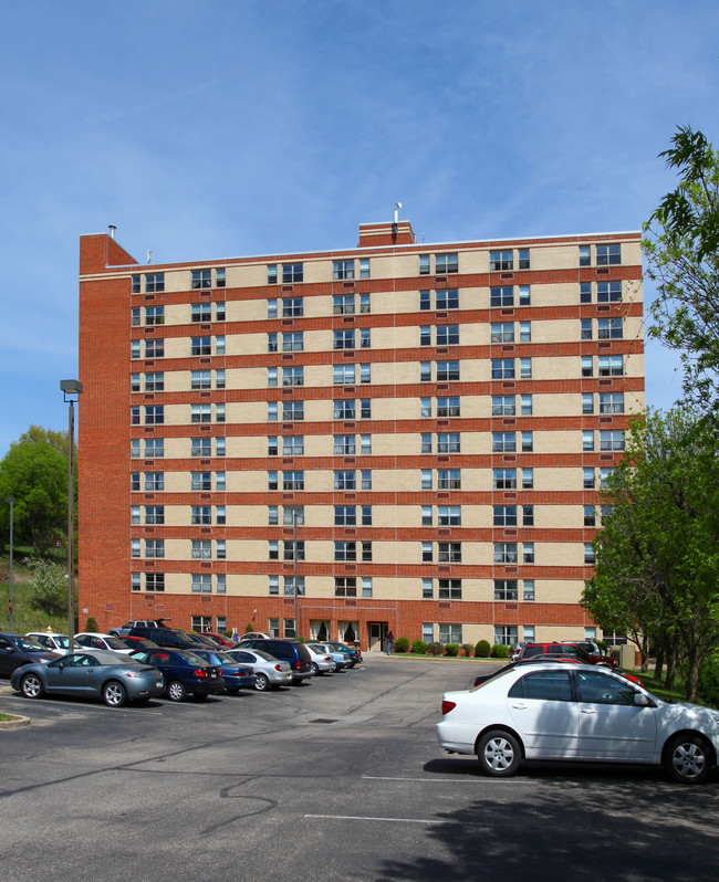 Penn Arbors in Pittsburgh, PA - Foto de edificio - Building Photo