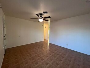 4723 N Shore Dr in Wichita Falls, TX - Building Photo - Building Photo