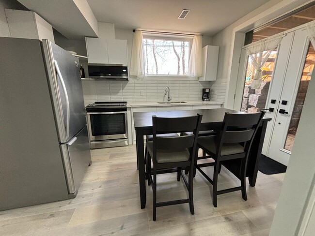 property at 25 Duffield Rd