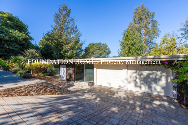 24 Longfellow Rd in Mill Valley, CA - Building Photo - Building Photo