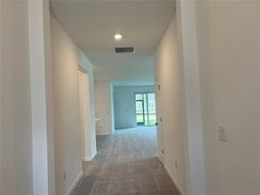 11370 Burgundy Dr in Venice, FL - Building Photo - Building Photo