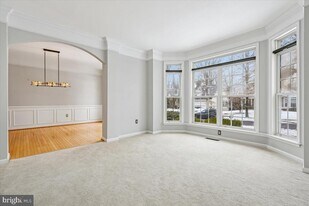 3 Big Oak Ct in Rockville, MD - Building Photo