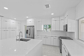 24555 SW 167th Ave in Homestead, FL - Building Photo - Building Photo