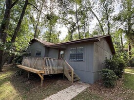 3369 Trafalgar Square in Tallahassee, FL - Building Photo