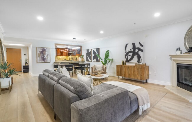 1878 Greenfield Ave, Unit 104 in Los Angeles, CA - Building Photo - Building Photo