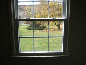 31 Pilgrim Trl, Unit 31-5 PILGRIM TRAIL in Woodbury, CT - Building Photo - Building Photo