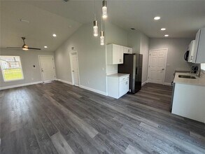 13187 SW 103rd Pl in Dunnellon, FL - Building Photo - Building Photo