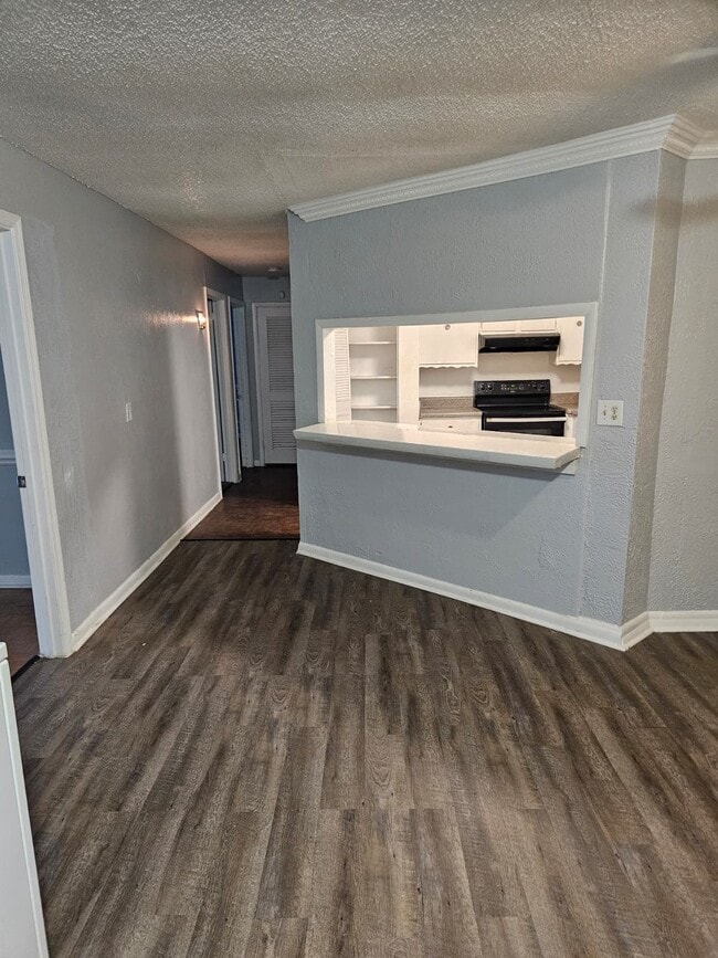 property at 270 Tampa Dr