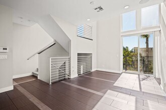7817 Stylus Dr in San Diego, CA - Building Photo - Building Photo