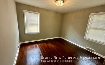 1247 Argonne Rd in South Euclid, OH - Building Photo - Building Photo