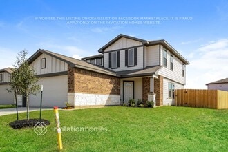 11002 Inflow Dr in Cut And Shoot, TX - Building Photo - Building Photo