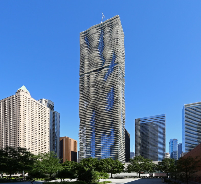 Aqua at Lakeshore East in Chicago, IL - Building Photo