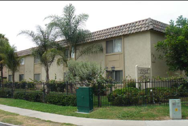 Pond Place in Vista, CA - Building Photo - Building Photo