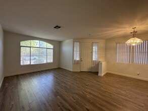 9588 Comiskey Park St in Las Vegas, NV - Building Photo - Building Photo