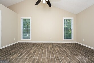 402 Hawthorne Cir in Stockbridge, GA - Building Photo - Building Photo