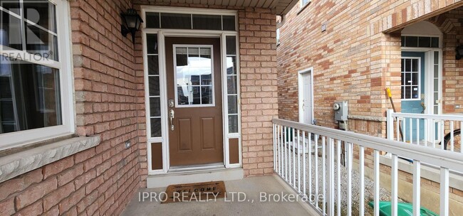 4646 Centretown Way in Mississauga, ON - Building Photo - Building Photo