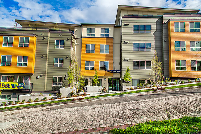 Holgate 12 Apartments in Seattle, WA - Building Photo - Building Photo