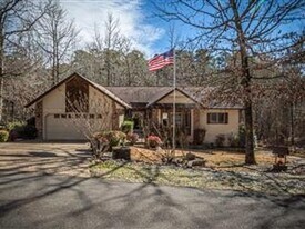 25 Encantado Ln in Hot Springs Village, AR - Building Photo