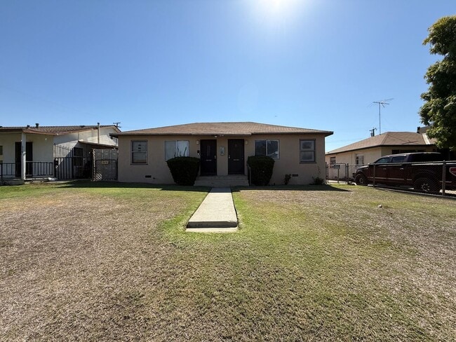 214 Colin B Kelly Dr in Bakersfield, CA - Building Photo - Building Photo