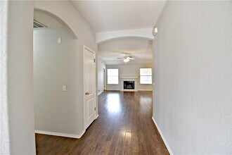 1003 N Riviera Cir in Cedar Park, TX - Building Photo - Building Photo