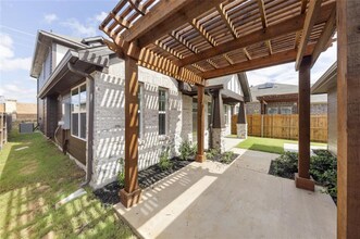 625 Presidio St in Aubrey, TX - Building Photo - Building Photo