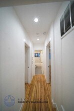 852 S. Lucerne Blvd. in Los Angeles, CA - Foto de edificio - Building Photo