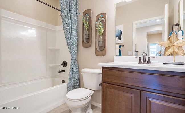 1594 E Kingman Pl in Casa Grande, AZ - Building Photo - Building Photo