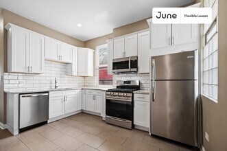 628 N Albany Ave in Chicago, IL - Building Photo - Building Photo
