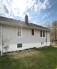 1237 E Johns Ave in Decatur, IL - Foto de edificio - Building Photo