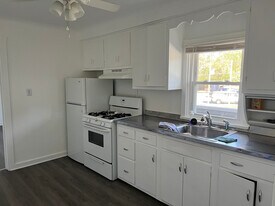 1300 Stewart St in Natrona Heights, PA - Building Photo