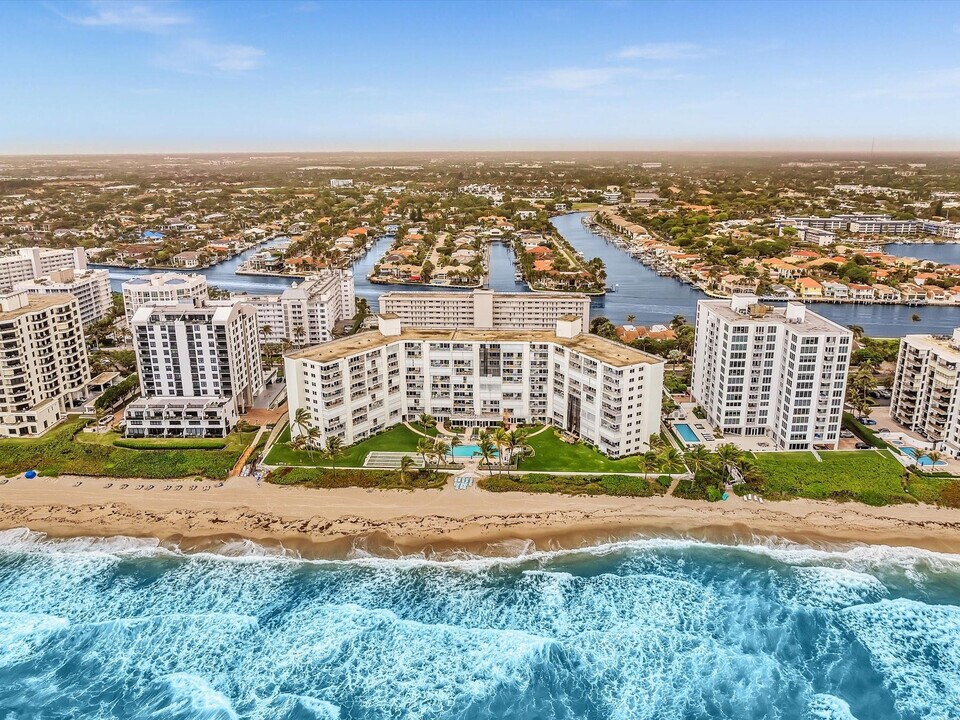 3100 S Ocean Blvd in Highland Beach, FL - Building Photo