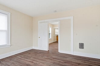 46 Court St in West Haven, CT - Building Photo - Building Photo