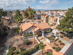 2967 Juniper Hills Blvd in Las Vegas, NV - Building Photo - Building Photo