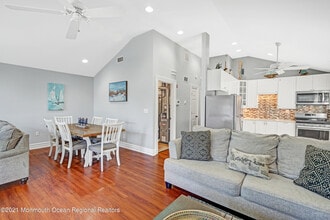 65 Heck Ave in Ocean Grove, NJ - Building Photo - Building Photo