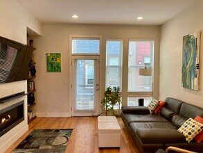 2153 N Downing St in Denver, CO - Building Photo - Building Photo