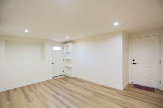 575 Palm Ave in South San Francisco, CA - Building Photo - Building Photo