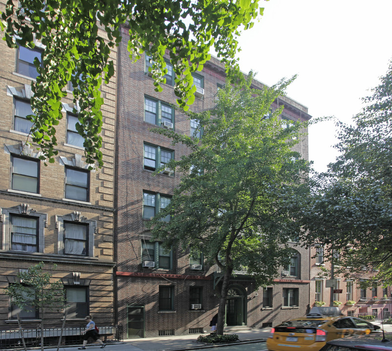195-197 W 10th St in New York, NY - Foto de edificio