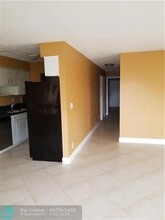 5655 NE 3rd Ave in Fort Lauderdale, FL - Building Photo - Building Photo